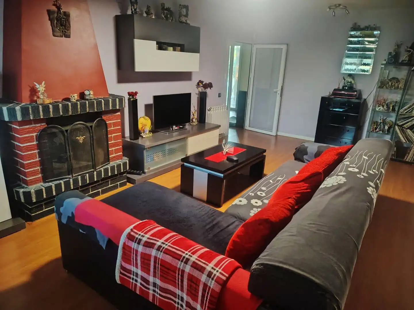 Sala d'estar de Casa o xalet en venda en Nuez de Ebro amb Calefacció, Terrassa i Traster