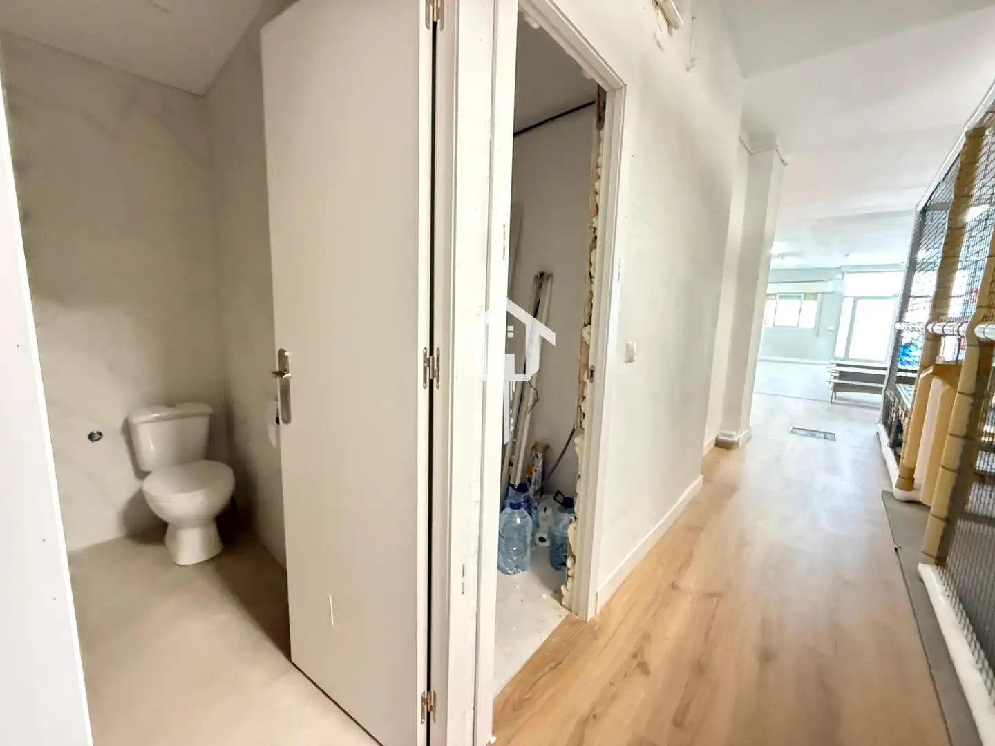 Local en venta en Alicante / Alacant con Aire acondicionado