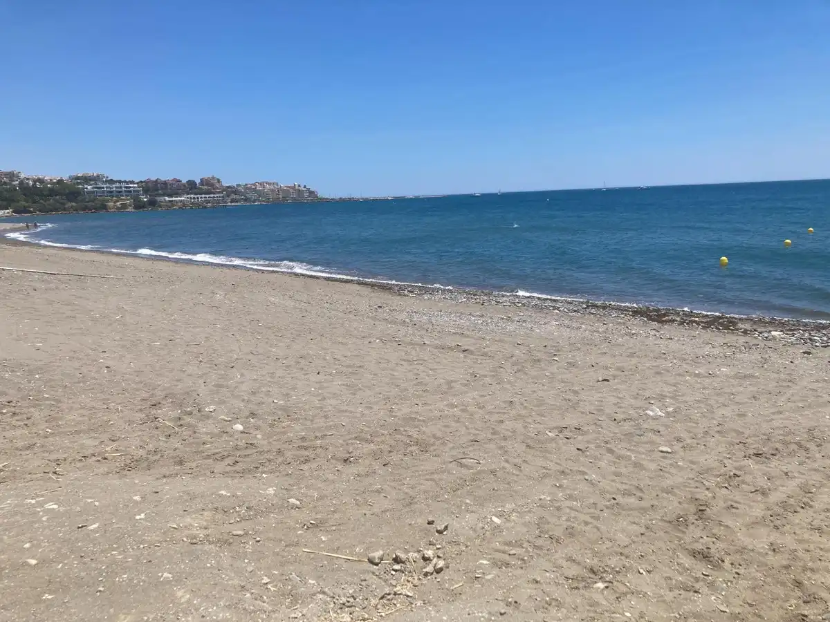 Casa adosada en venta en Estepona con Aire acondicionado, Terraza y Amueblado