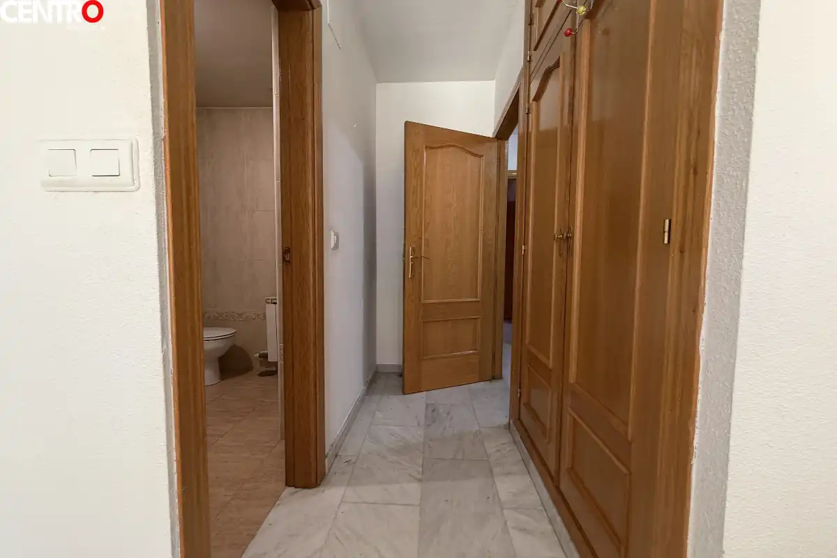 Piso en venta en Granada con Aire acondicionado, Calefacción y Jardín privado