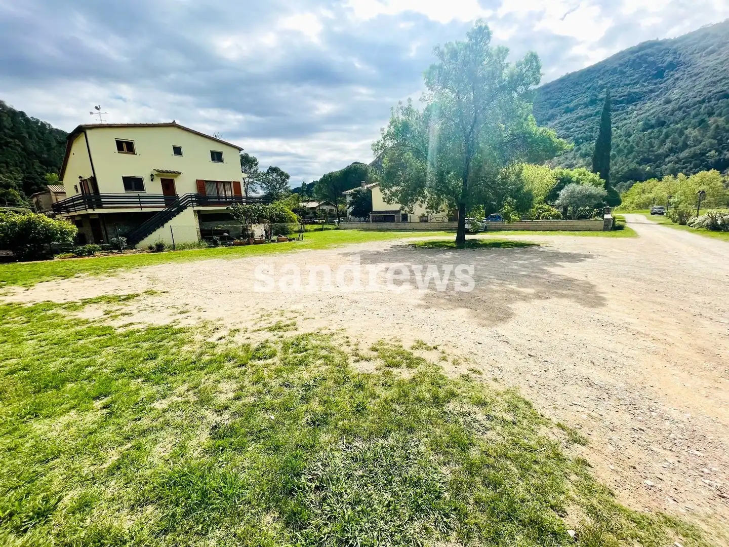 Residencial en venda en Albanyà