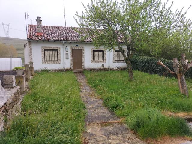 Casa-chalet en Venta en  SAN ROMAN en Santibáñez de la Peña