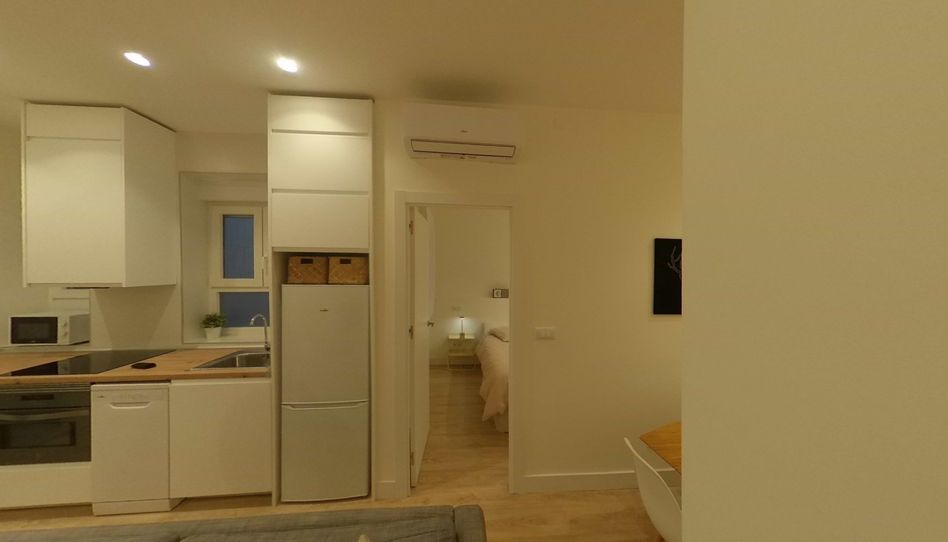 Piso de alquiler en Calle de Caravaca, Embajadores - Lavapiés