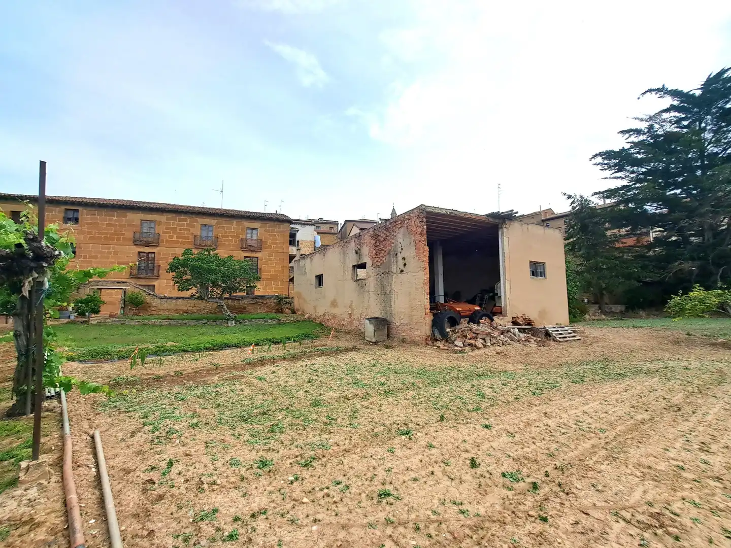 Finca rústica en venta en Briones con Jardín privado