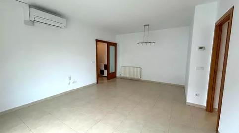 Photo 2 of Flat to rent in Montilivi, Girona