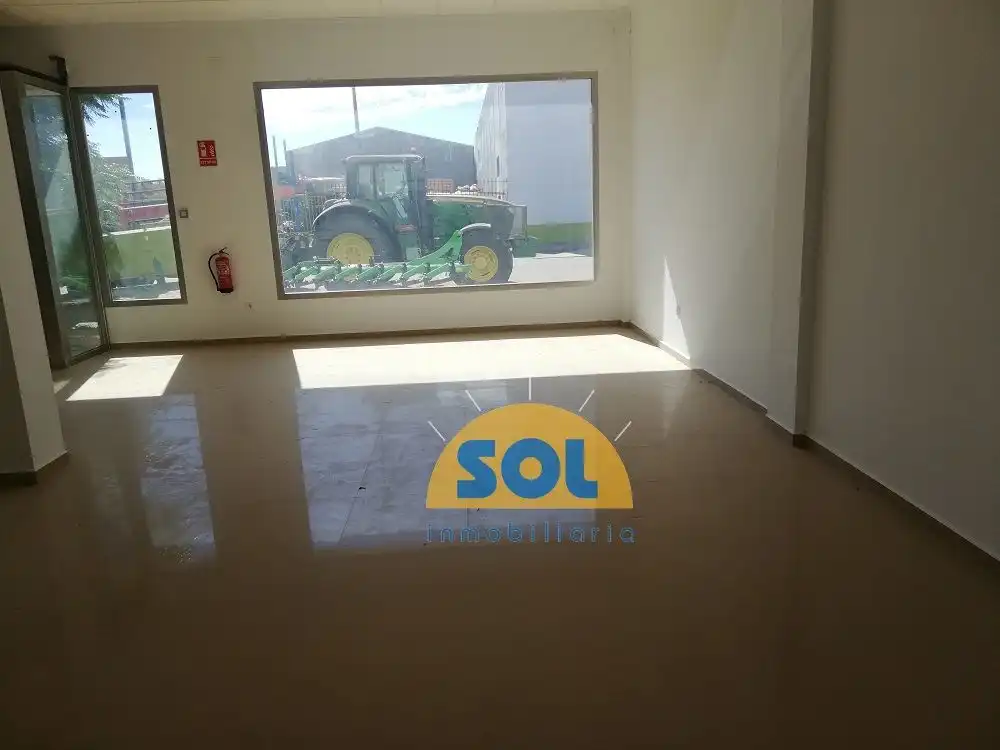 Local comercial de lloguer a Don Benito, imagen 3