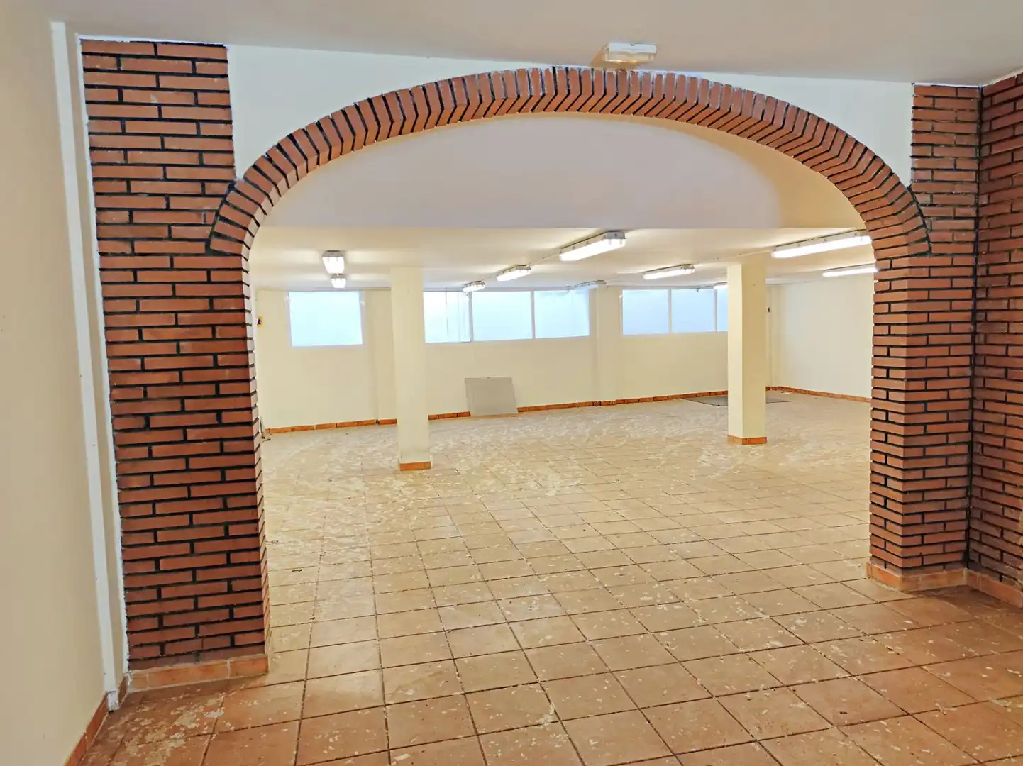 Local comercial en venda a CALLE DEL CONFLENT S/N