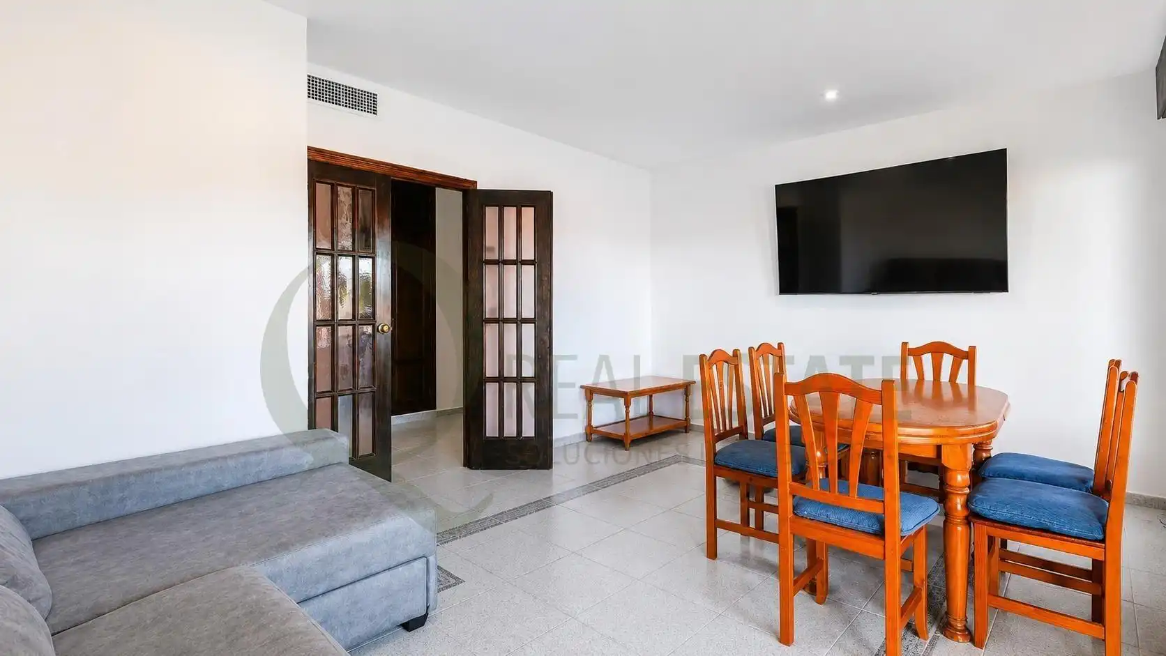 Wohnzimmer von Wohnung zur Miete in El Campello mit Heizung, Privatgarten und Terrasse
