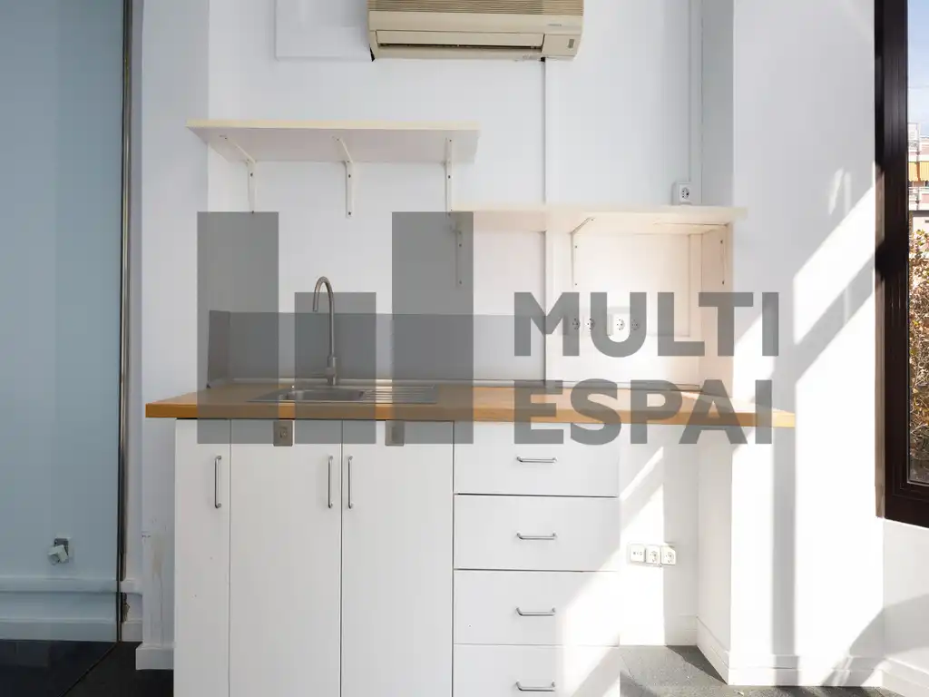 Office space with lift to rent in Carrer de Sepúlveda, imagen 15