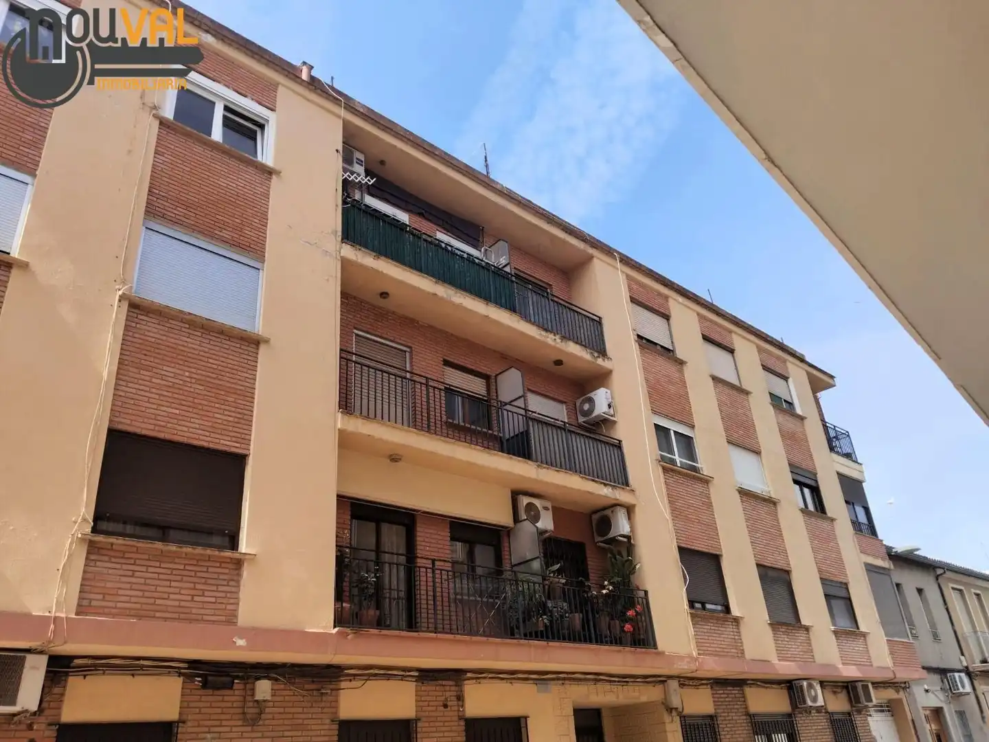 Vista exterior de Pis en venda en Almussafes amb Balcó