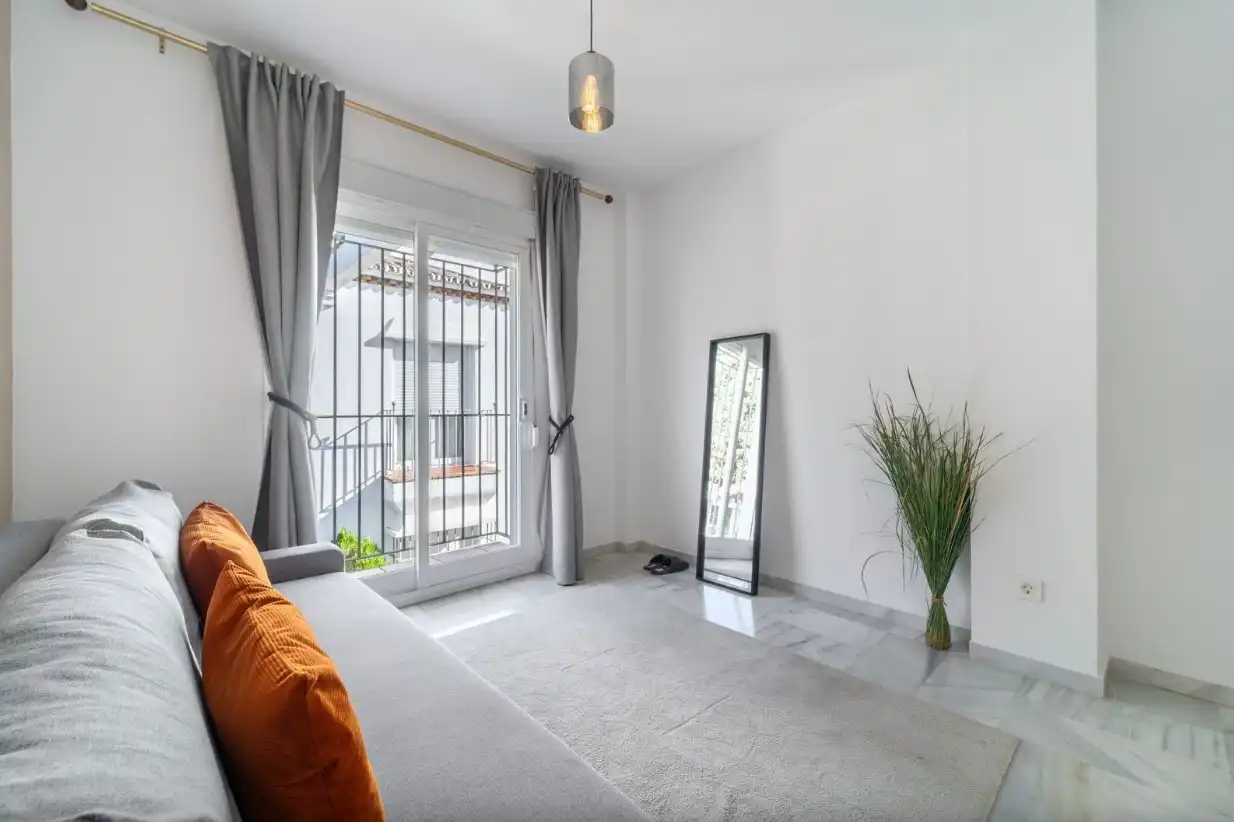 Dormitori de Dúplex en venda en Marbella amb Aire condicionat, Calefacció i Jardí privat
