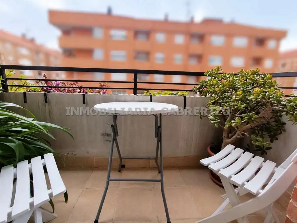Pis amb piscina en venda a Oeste, imagen 2