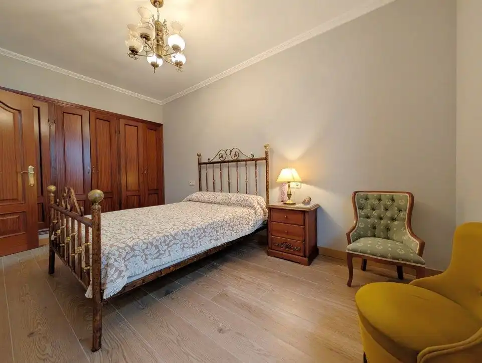 Bedroom of Detached homes for sale in El Burgo de Ebro  with Heating, Terrace and Storage room