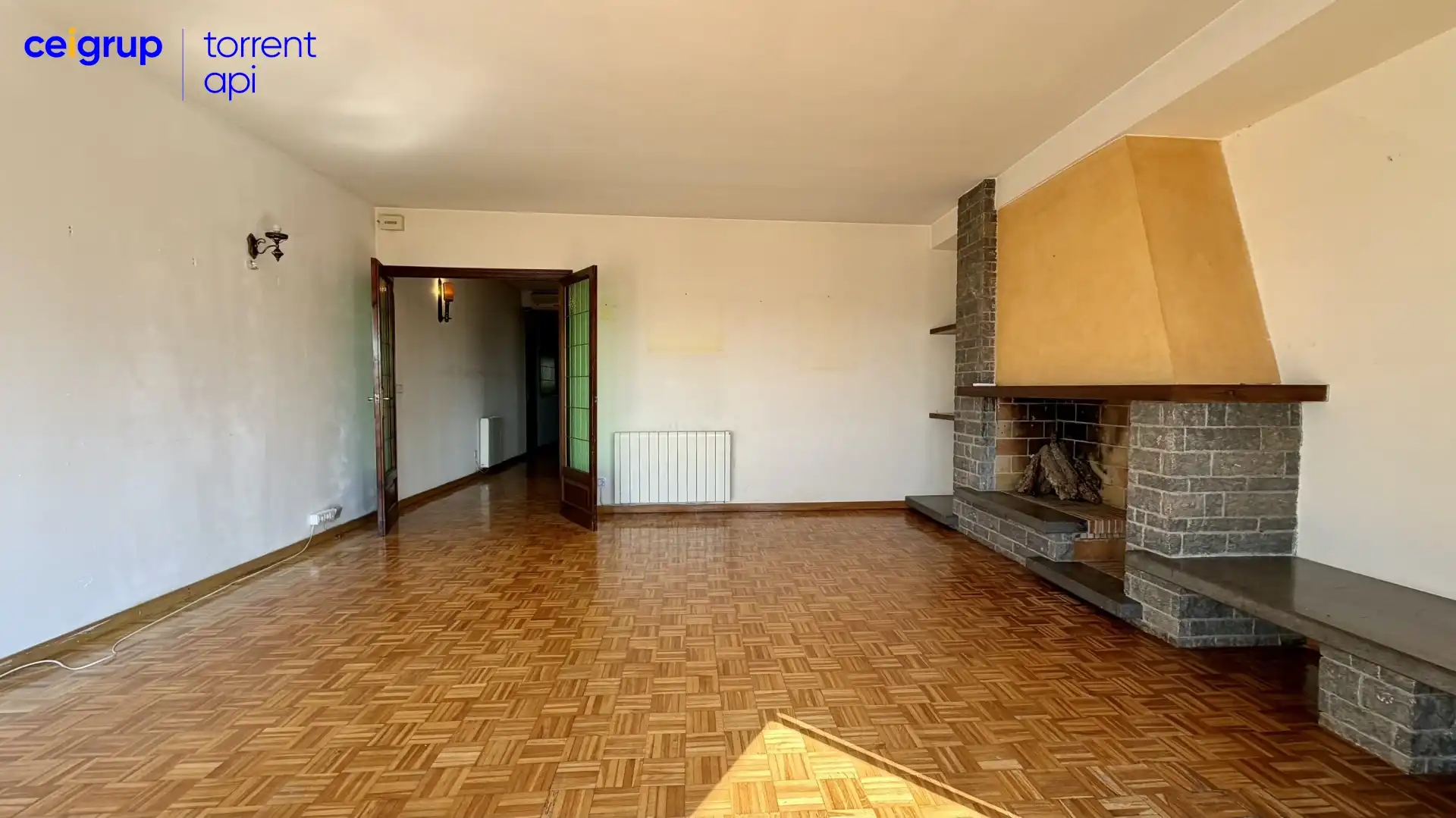 Sala d'estar de Pis en venda en Torroella de Montgrí amb Aire condicionat i Calefacció