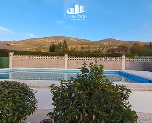 Swimming pool of House or chalet for sale in  Jaén Capital  with Air Conditioner and Swimming Pool