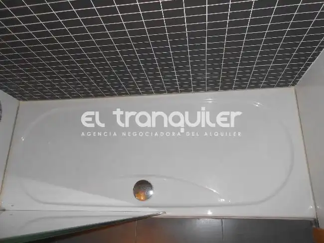 Bany de Pis de lloguer en Leganés amb Terrassa, Traster i Piscina