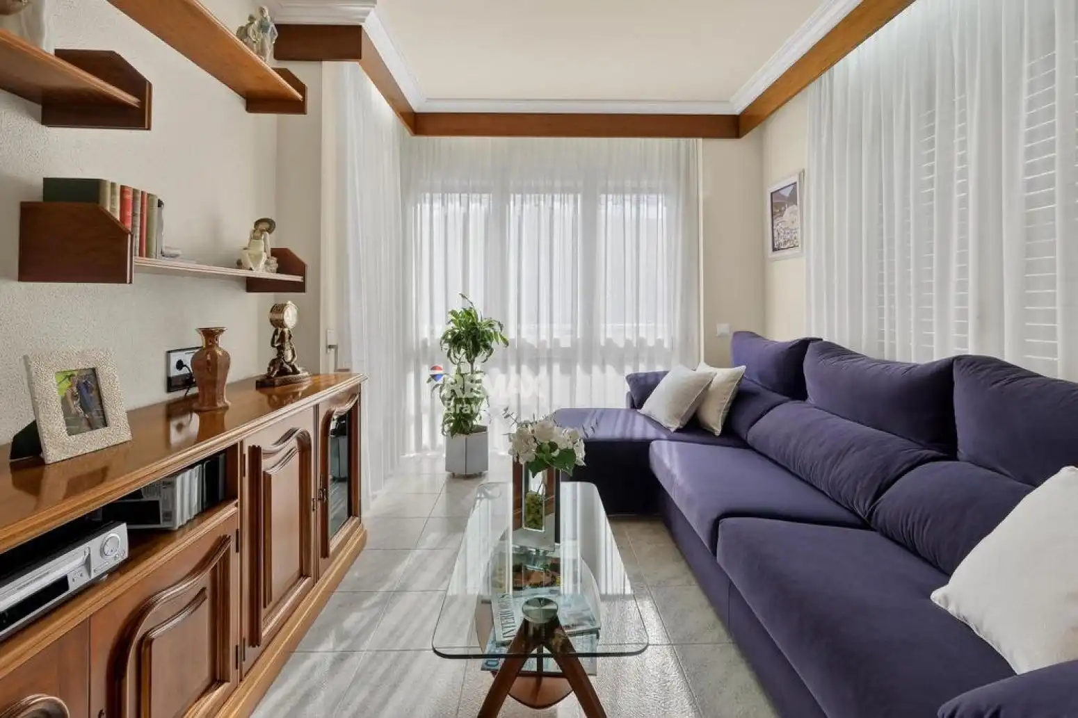 Living room of Houses for sale in Olot  with Air Conditioner, Private garden and Terrace