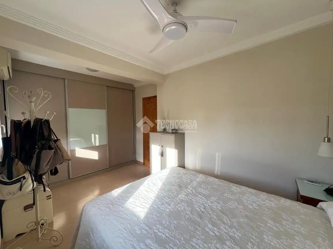 Habitación de Piso en venta en Dos Hermanas