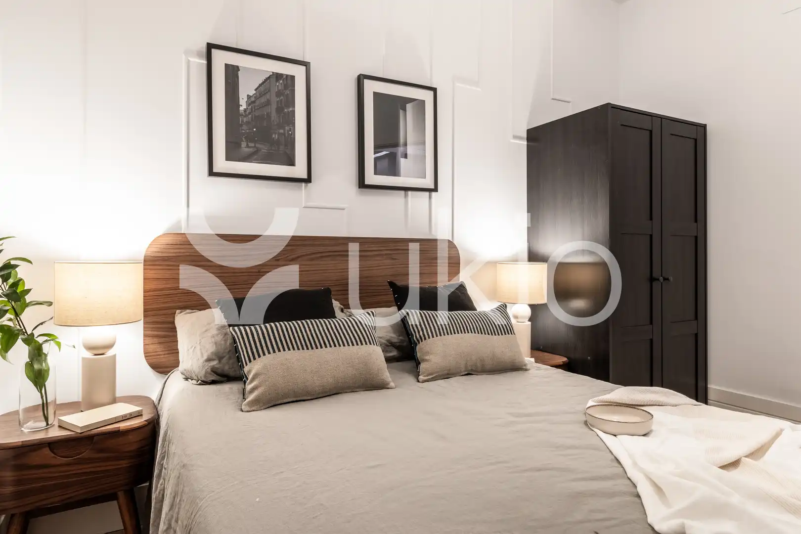Bedroom of Flat for rent in Madrid  with Air Conditioner, Heating and Furnished