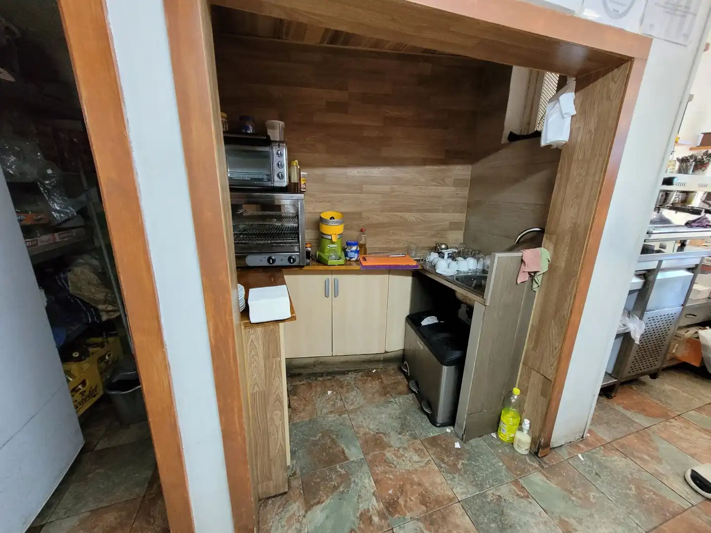 Business premises for transfer in Ciutat Vella, imagen 7