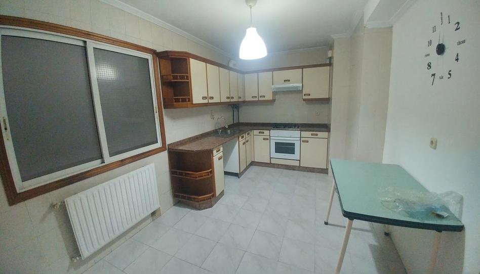 Foto 1 de Pis en venda a Avenida Rosalía de Castro, O Milladoiro, A Coruña