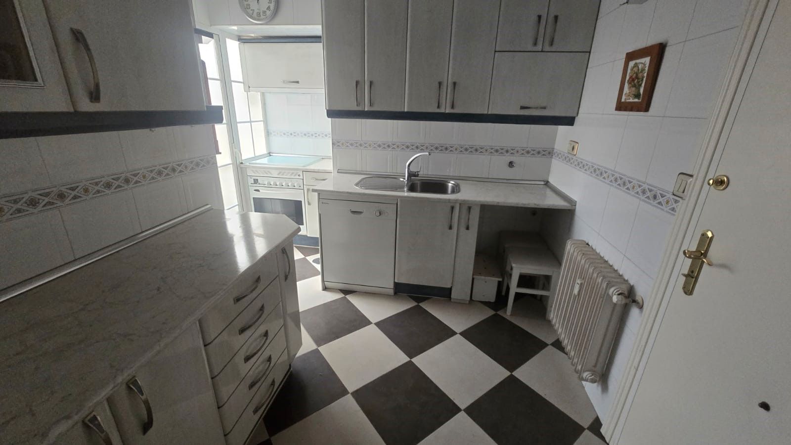 Kitchen of Flat for sale in Majadahonda  with Heating