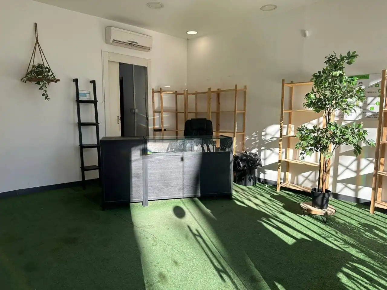 Commercial properties for rent in La Llagosta