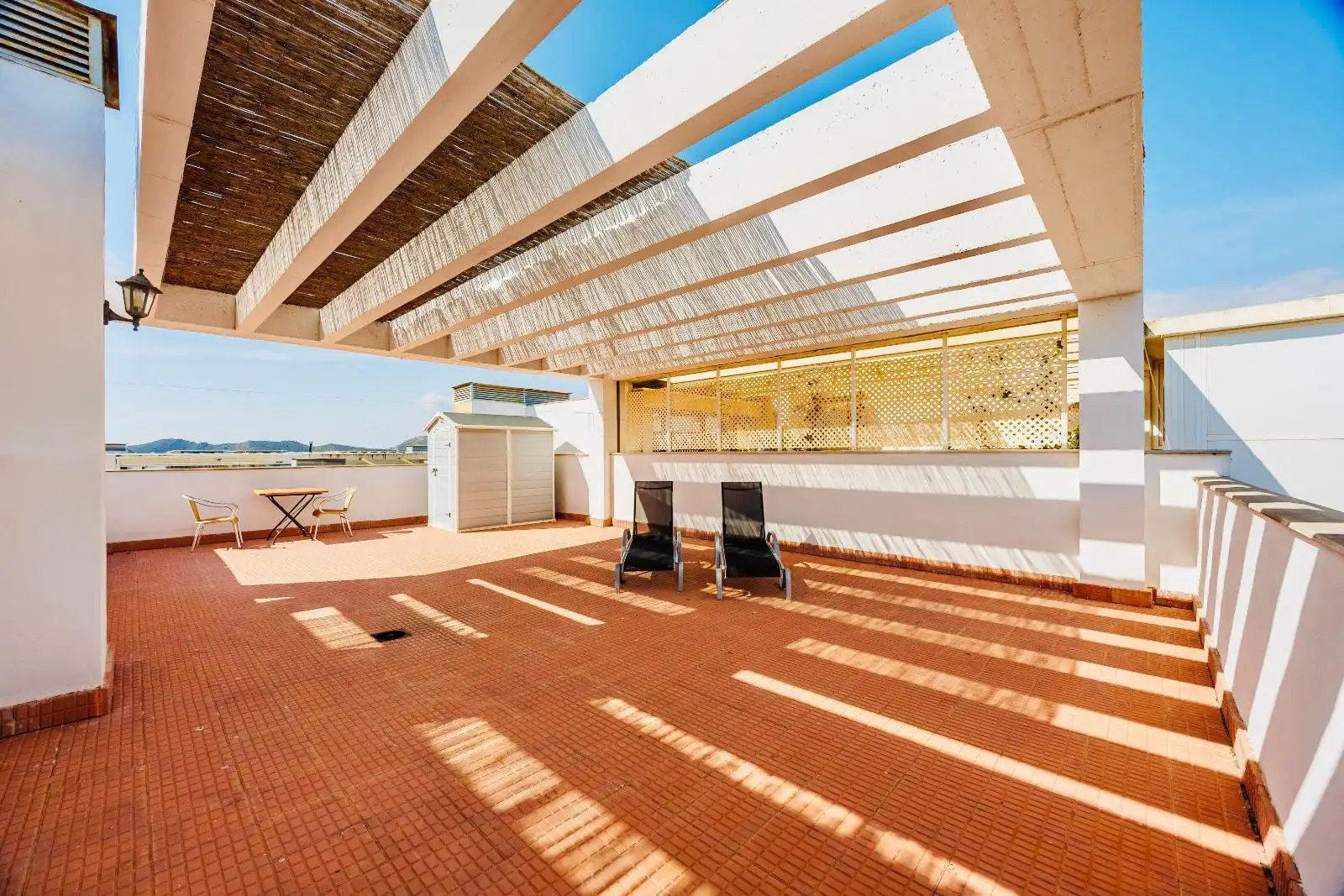 Terrasse von Dachboden zur Miete in El Campello mit Klimaanlage, Heizung und Terrasse
