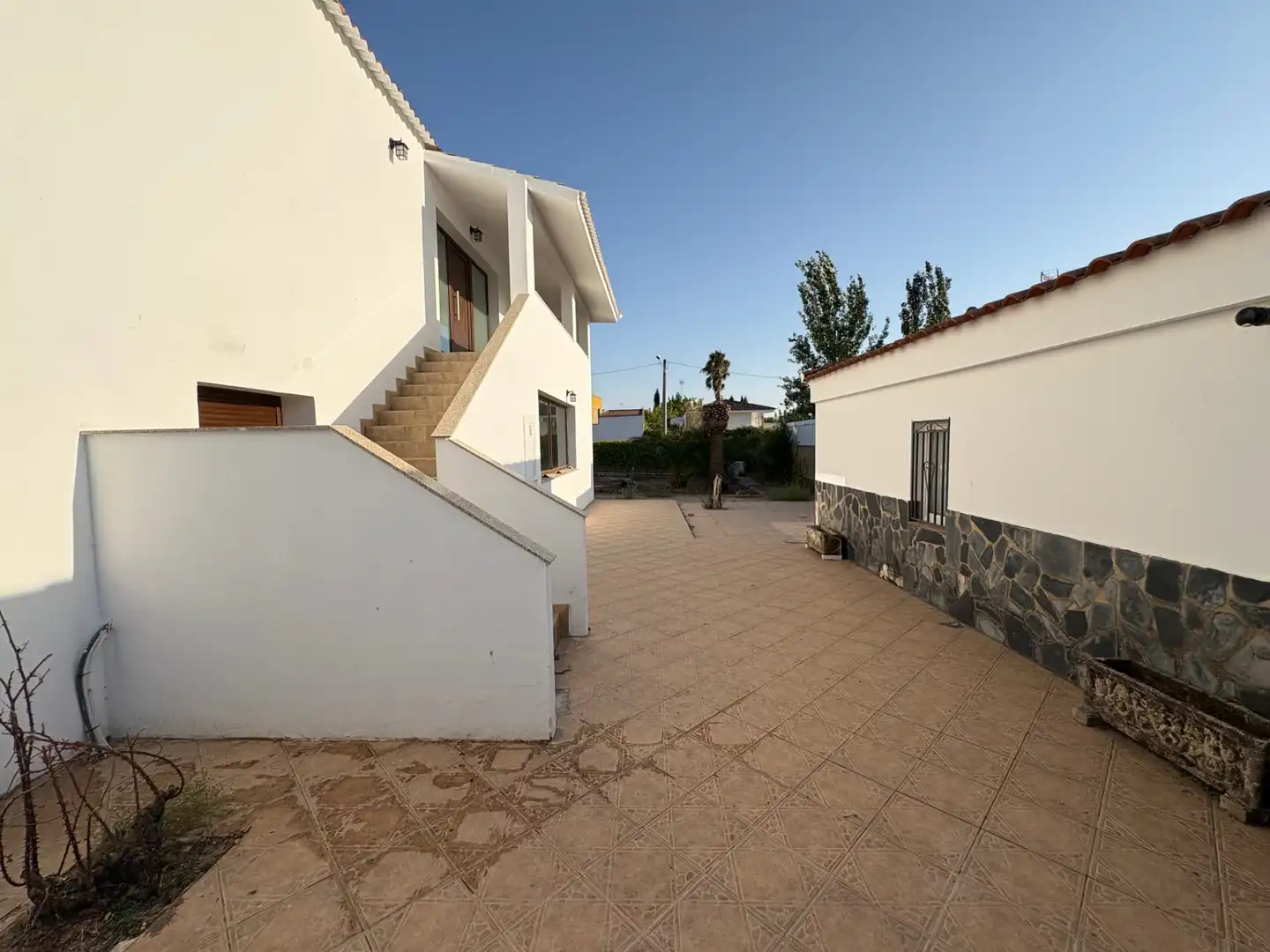 Exterior view of Houses for sale in Mérida  with Air Conditioner, Heating and Private garden