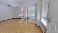 Bedroom of Flat for sale in  Madrid Capital  with Air Conditioner, Terrace and Swimming Pool