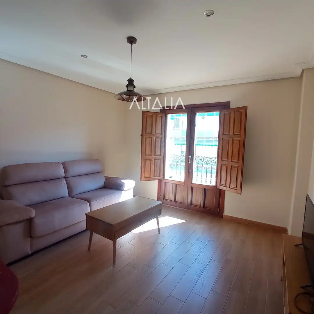 Living room of Flat for sale in Cuenca  with Heating, Terrace and Storage room