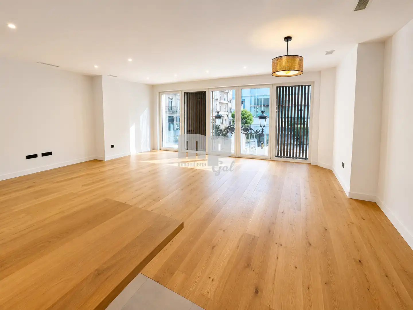 Wohnung mit Aufzug zum Verkauf in Rúa Colón, imagen 2