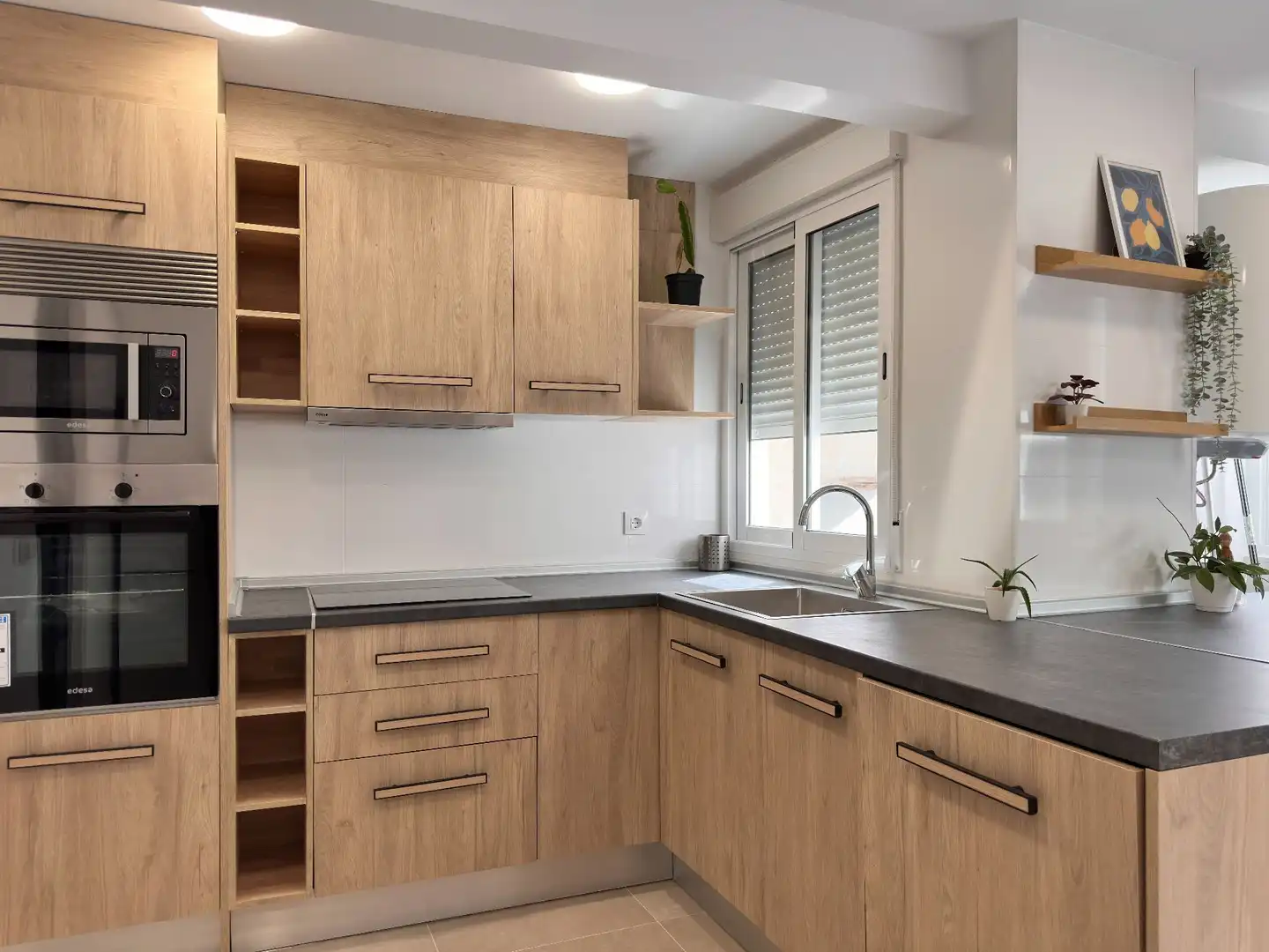 Küche von Wohnung zum Verkauf in Albaida mit Heizung, Abstellraum und Möbliert