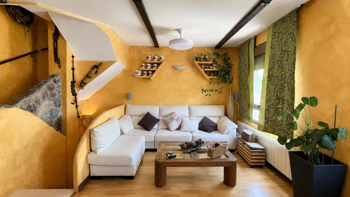 Sala de estar de Dúplex en venta en Madrid con Aire acondicionado, Calefacción y Parquet