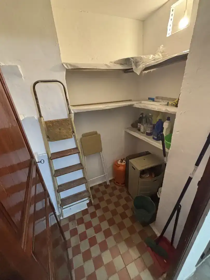 Country house zur Miete in Requena mit Balkon