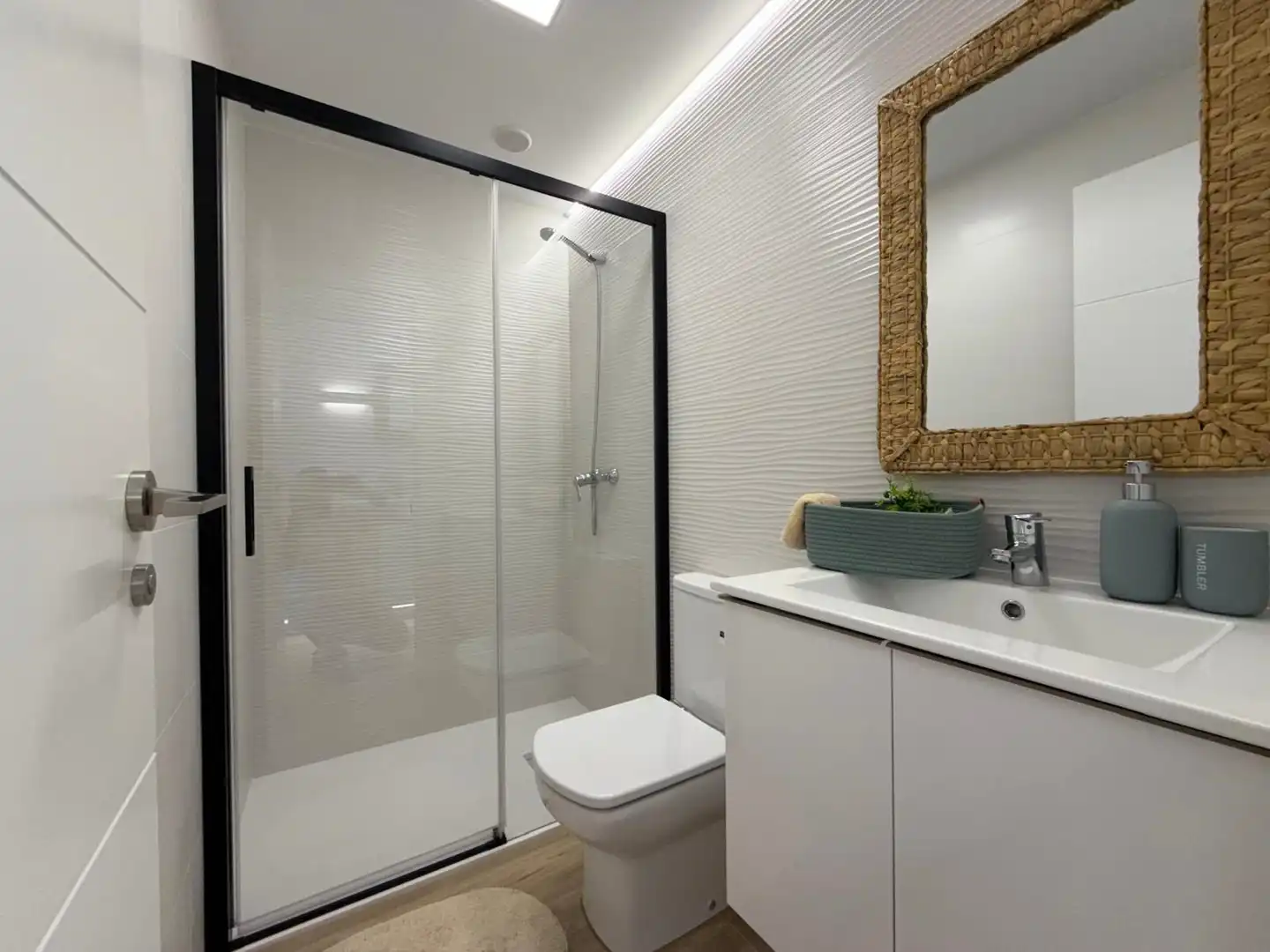 Apartamento con piscina en venta en N/A, imagen 21