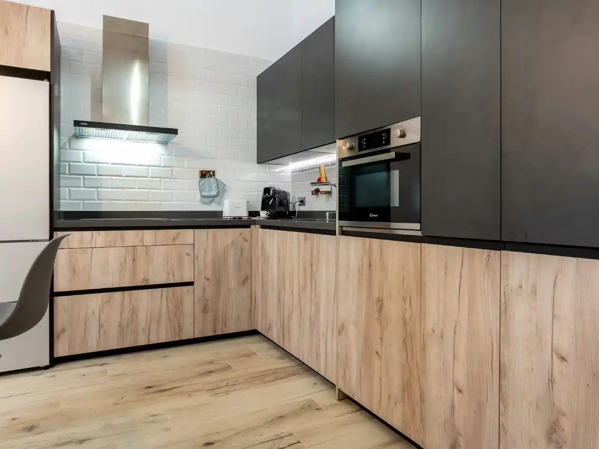 Cocina de Estudio de alquiler en Málaga con Aire acondicionado, Calefacción y Parquet