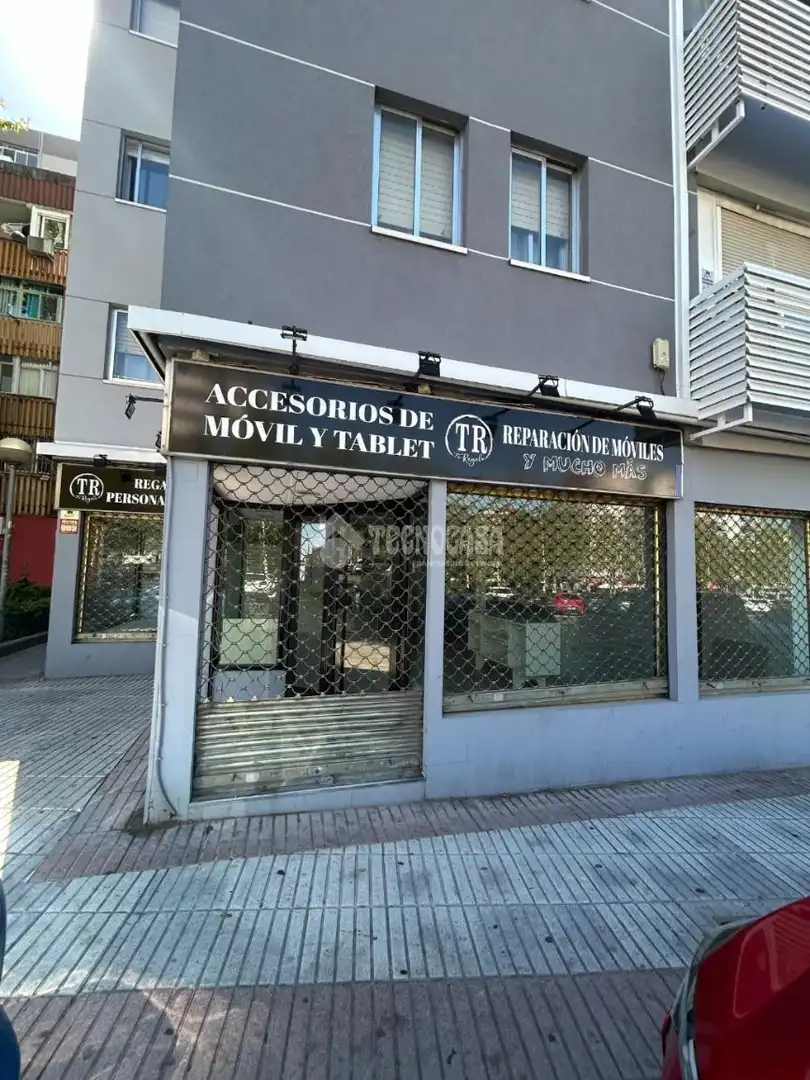 Local commercial à vendre à Fuenlabrada II - El Molino