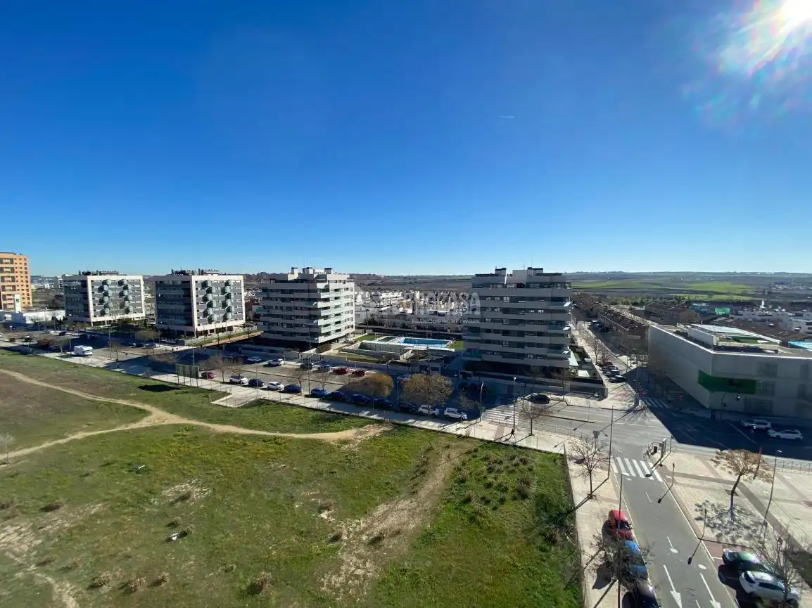 Vista exterior de Piso de alquiler en Móstoles con Aire acondicionado, Calefacción y Terraza