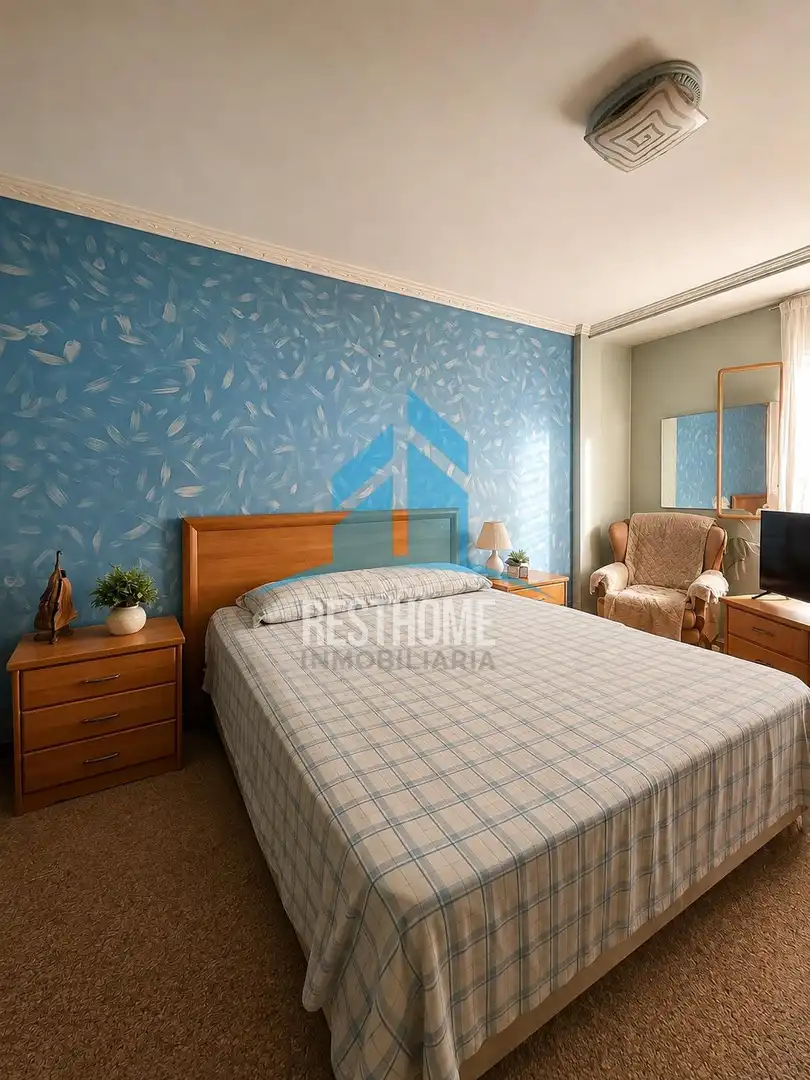 Habitación de Planta baja en venta en Silla con Terraza y Trastero