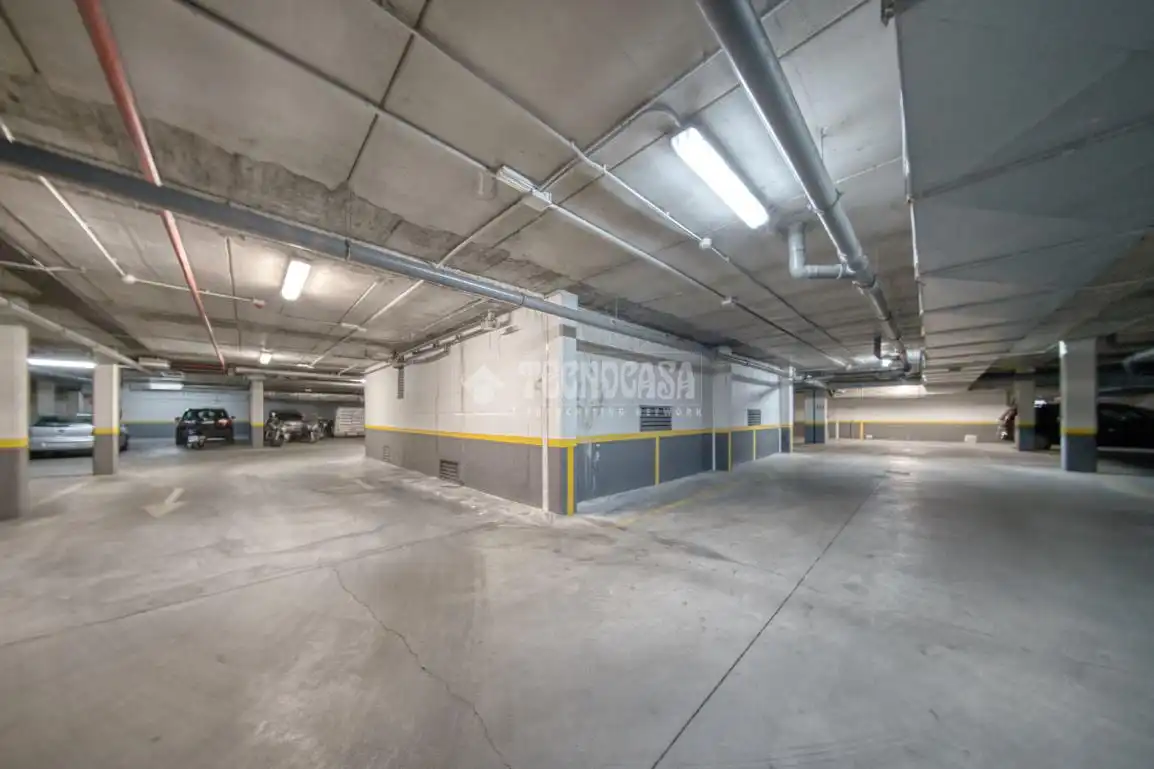 Parking of Garage for rent in Valladolid