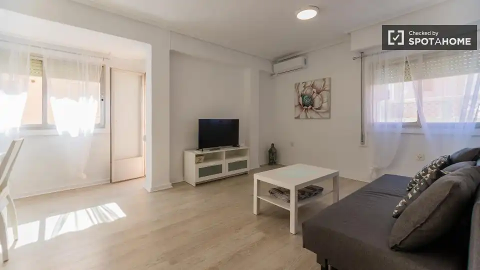 Habitación en El Cabanyal - El Canyamelar