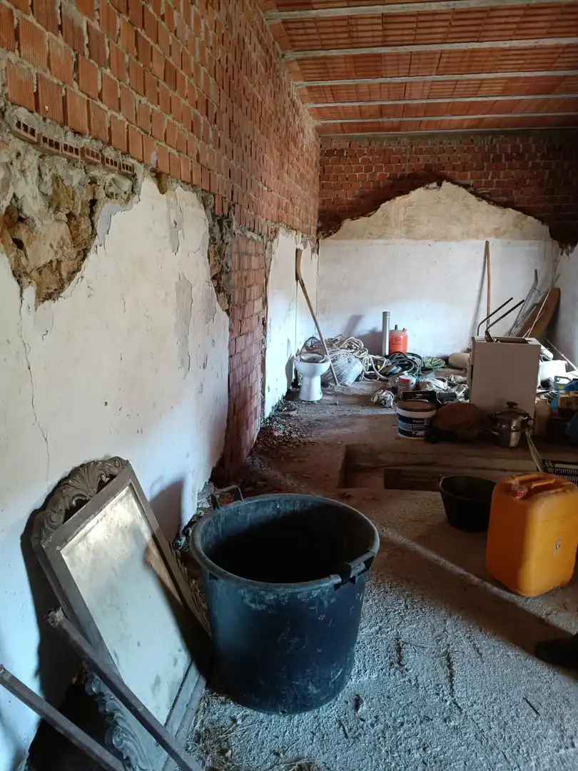 Houses for sale in Guaro  with Terrace, Storage room and Furnished