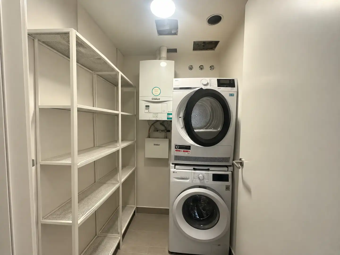 Flat for sale in Girona  with Air Conditioner, Heating and Parquet flooring