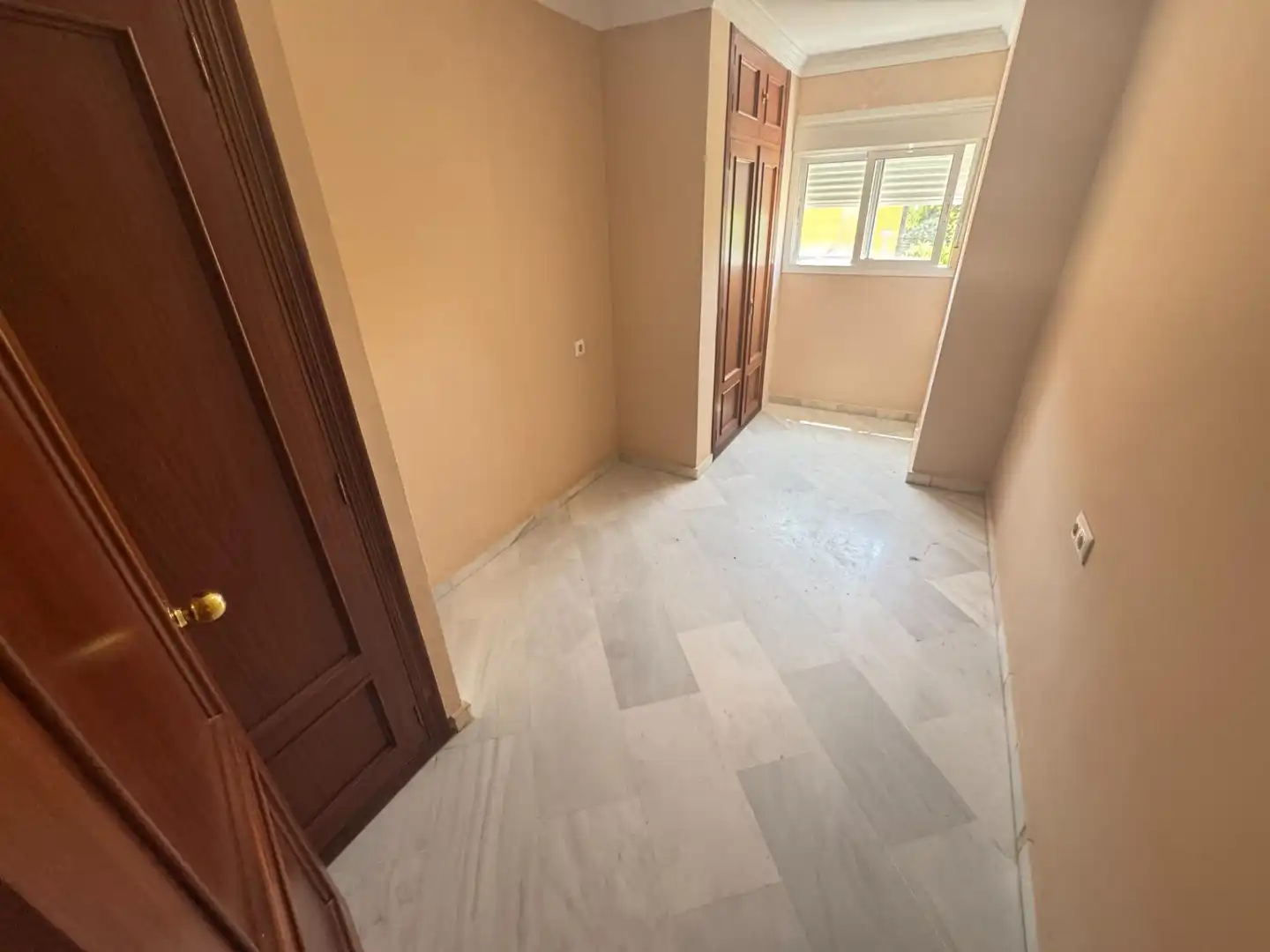 Bedroom of Flat for sale in Dos Hermanas  with Terrace and Storage room