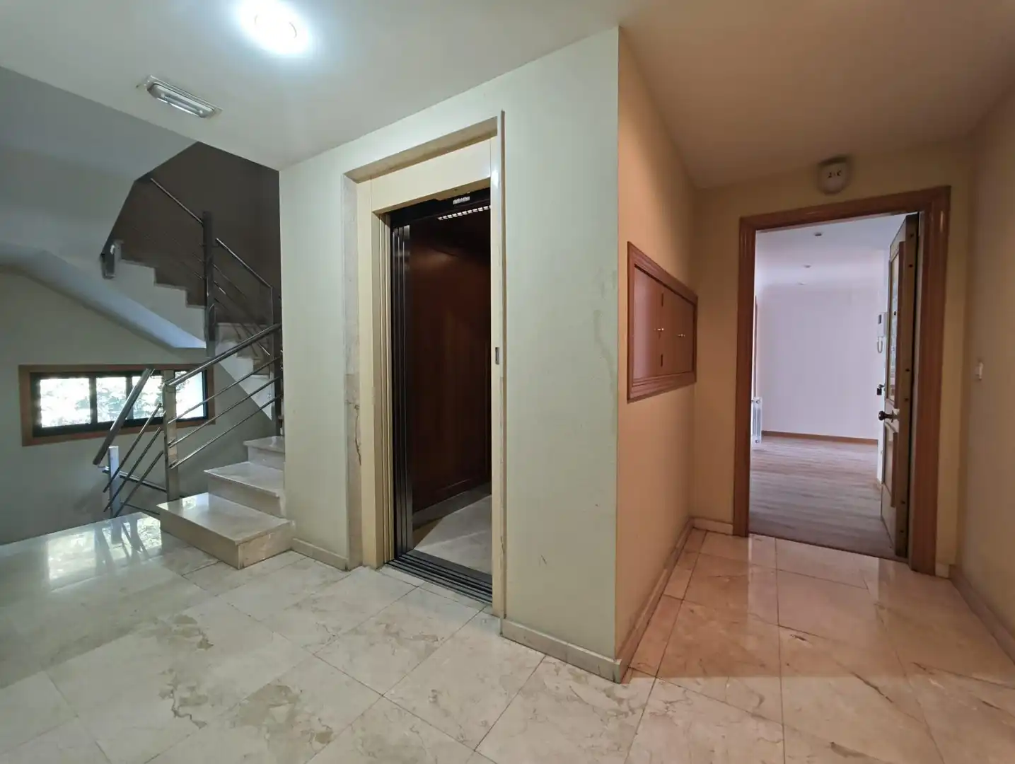 Flat with terrace for sale in RAMON PEINADOR, imagen 5