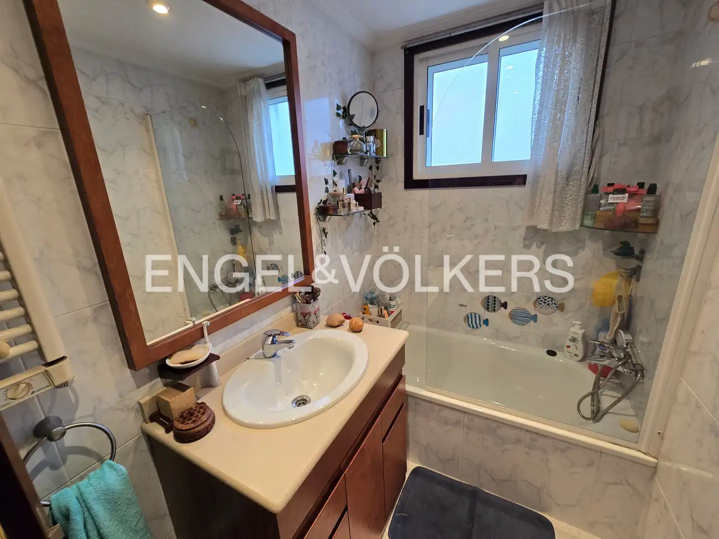 Baño de Piso en venta en Vigo  con Calefacción y Parquet