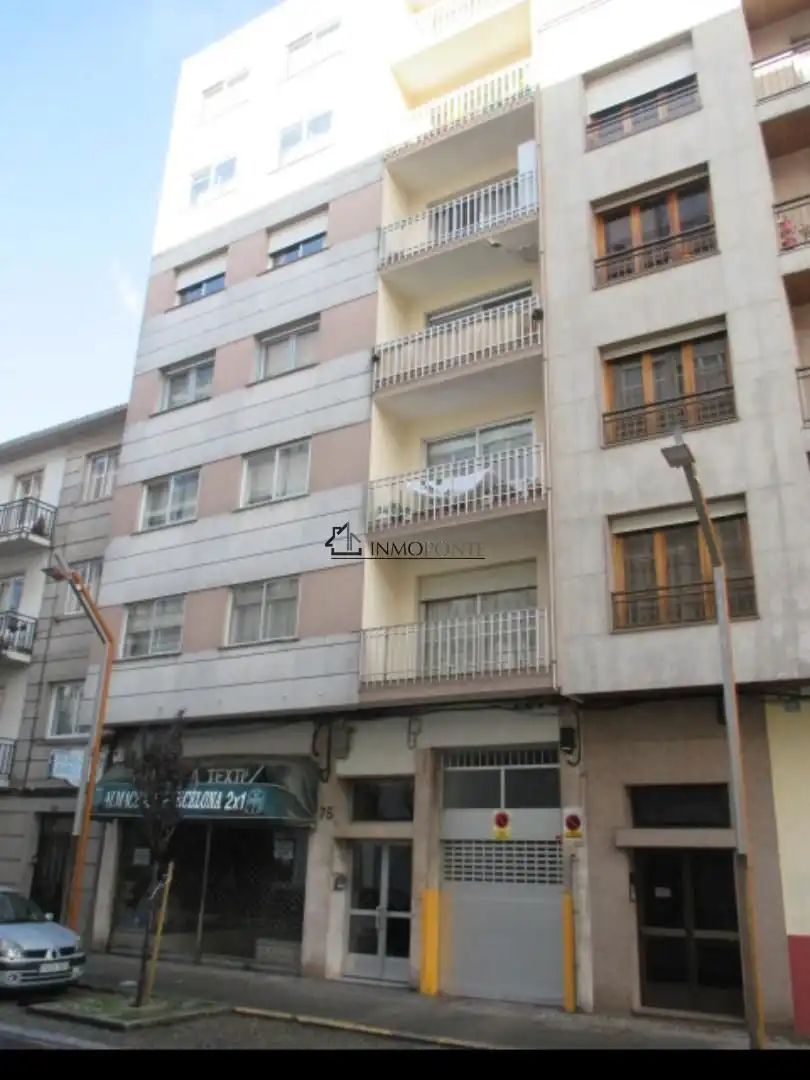 Local comercial en venta en Zona de Plaza de Barcelos
