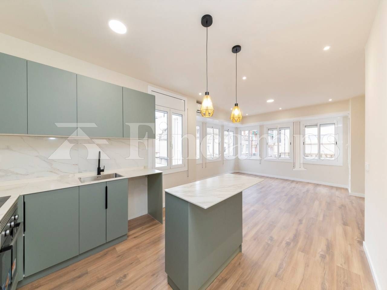 Cuina de Dúplex en venda en Sabadell amb Parquet i Terrassa