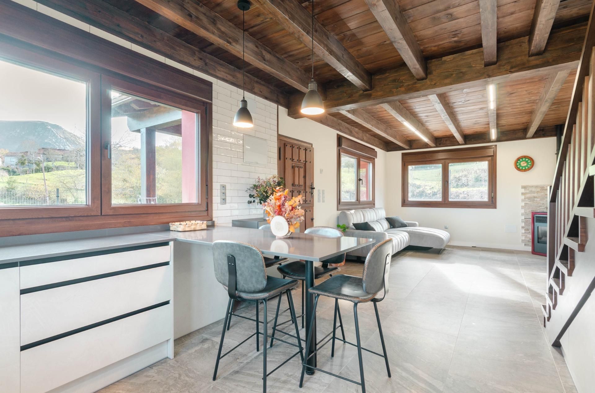 Cuina de Casa o xalet en venda en Piloña amb Jardí privat i Terrassa